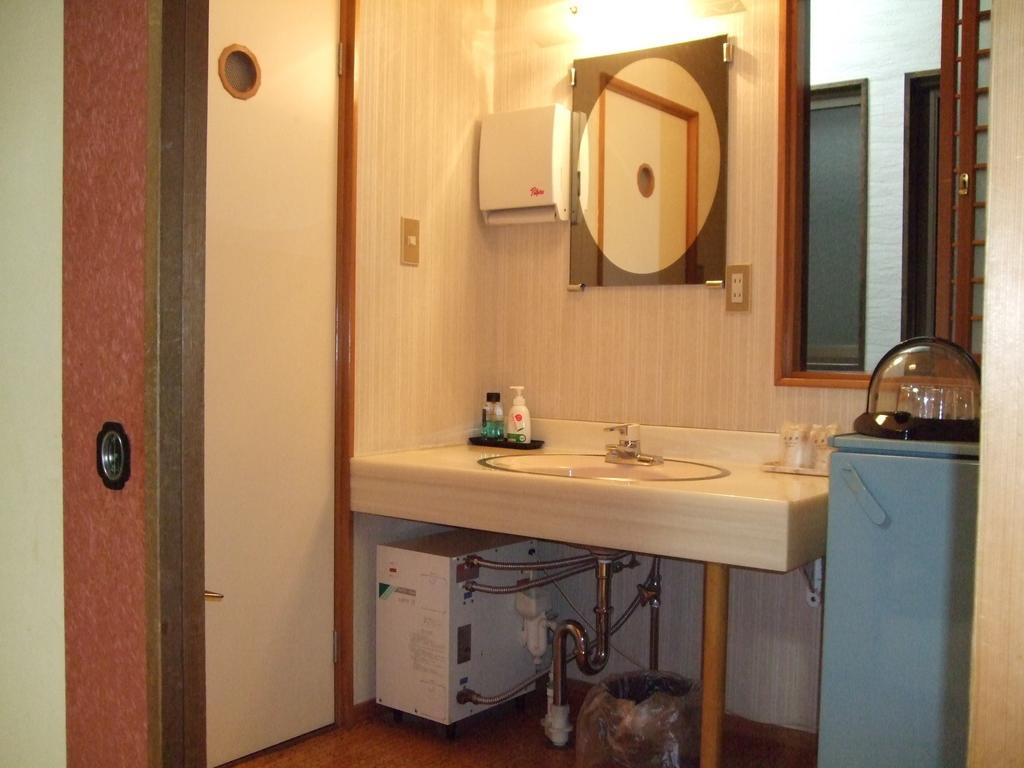 Marunaka Ryokan Matsumoto Quarto foto